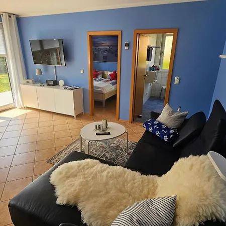 Ferienwohnungen Ueckeritz Mit Pkw Stellplatz Bei Familie Habben-Hollander Extérieur photo
