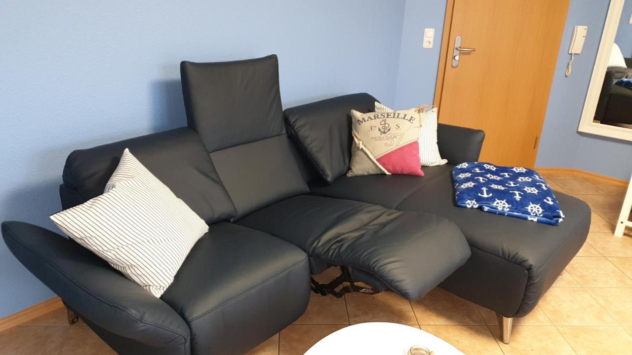Appartement Mit Pkw Stellplatz Bei Familie Habben-hollander *