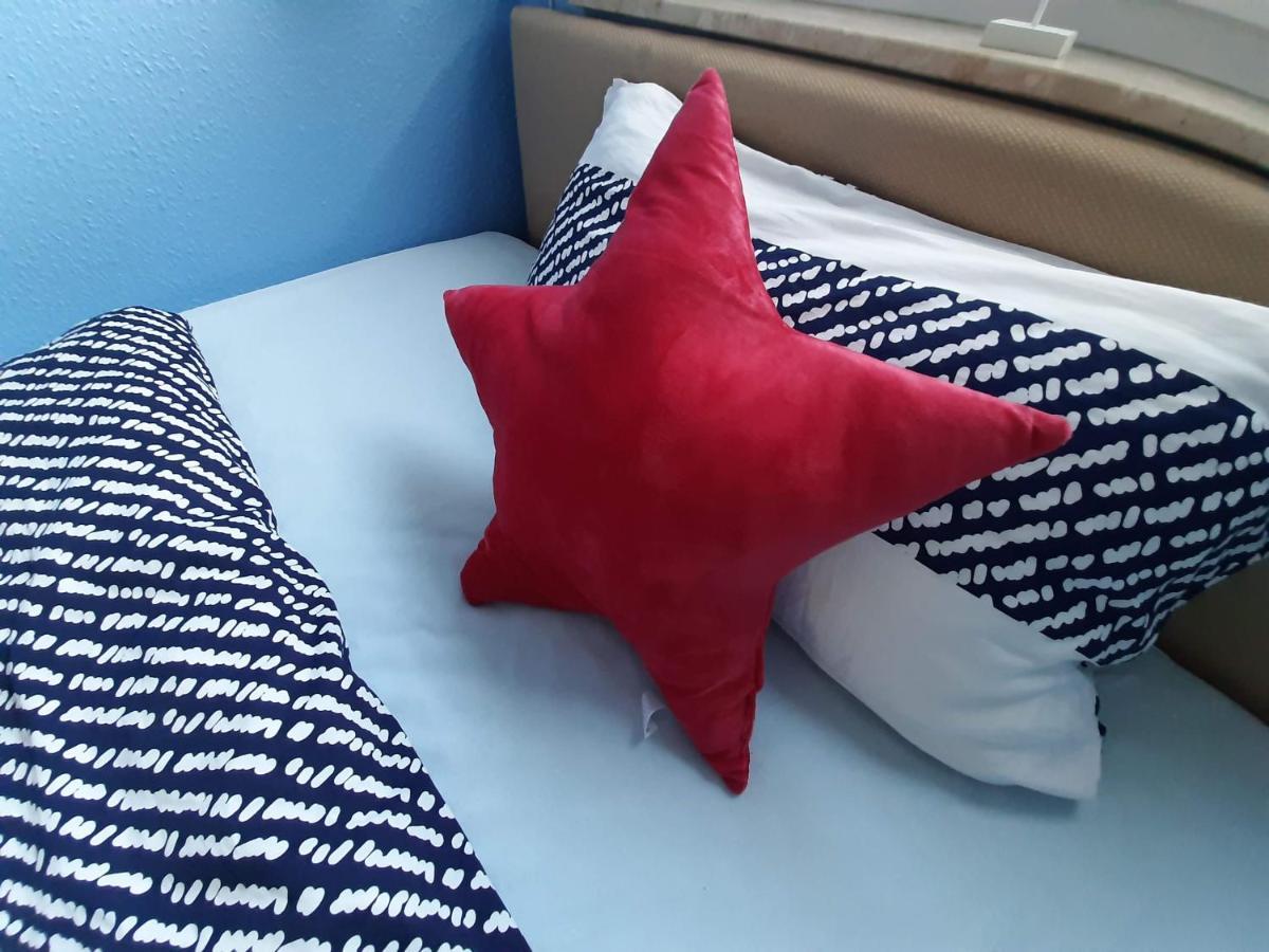 Appartement Mit Pkw Stellplatz Bei Familie Habben-hollander *